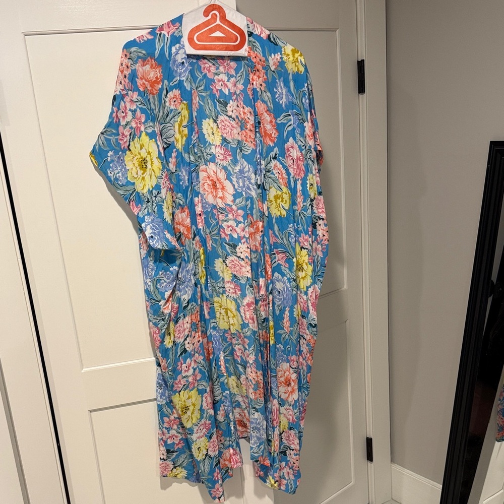 LOFT size M/L Floral Blue Kimono Robe